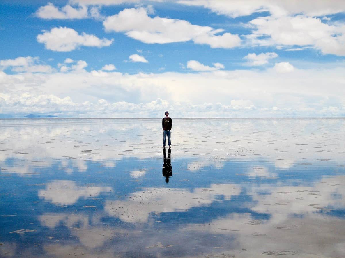 ウユニ湖天空の鏡